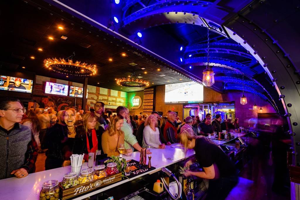 Elicit Brewing Co | restaurant | 165 Adams St, Manchester, CT 06040, USA | 8607918440 OR +1 860-791-8440