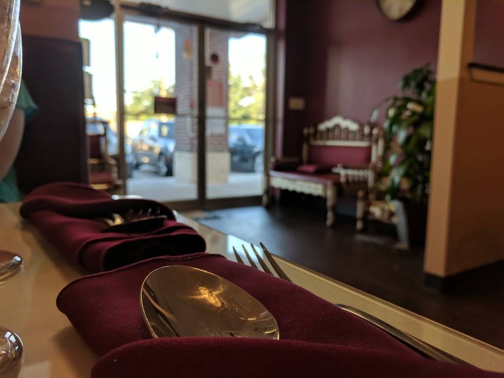 vPho | restaurant | 2671 Kirkwood Hwy, Newark, DE 19711, USA | 3023693993 OR +1 302-369-3993