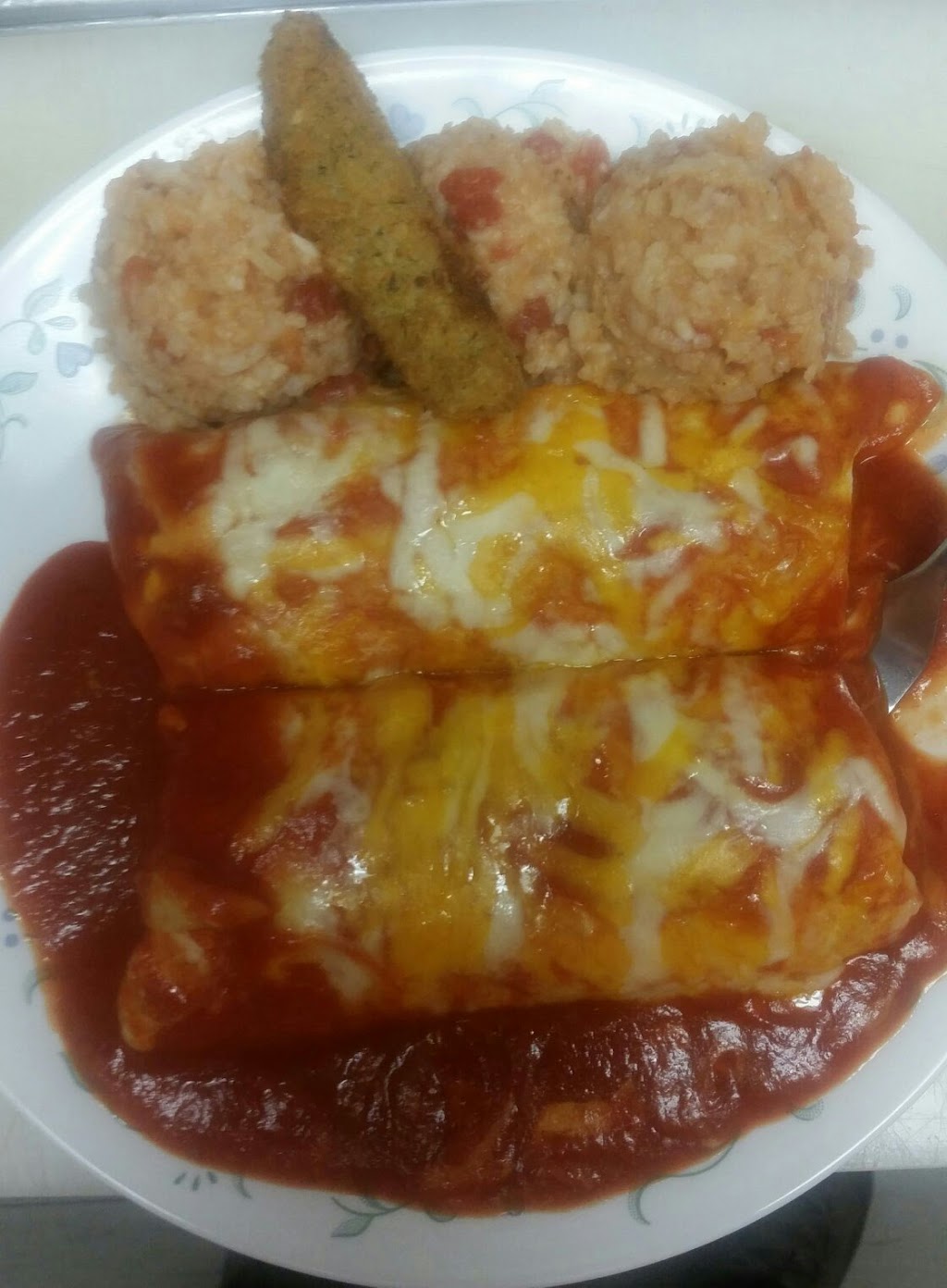 Clydes Of Kinross | restaurant | 5324 M-80, Sault Ste. Marie, MI 49788, USA | 9064956901 OR +1 906-495-6901