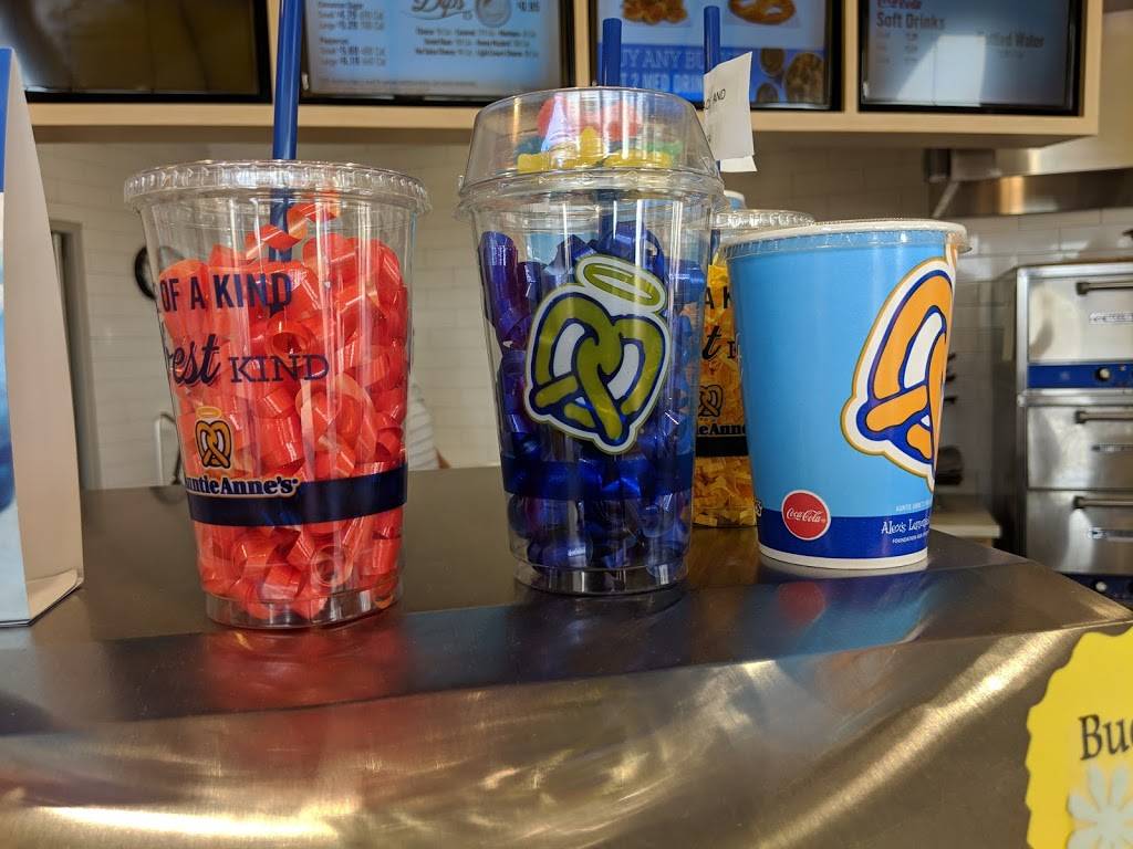 Auntie Annes | cafe | 101 W Avenida Vista Hermosa, San Clemente, CA 92673, USA | 9493616945 OR +1 949-361-6945