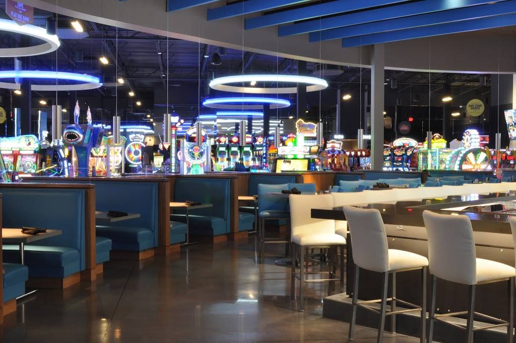Dave & Busters | restaurant | 9460 W Hanna Dr, Glendale, AZ 85305, USA | 6237597800 OR +1 623-759-7800