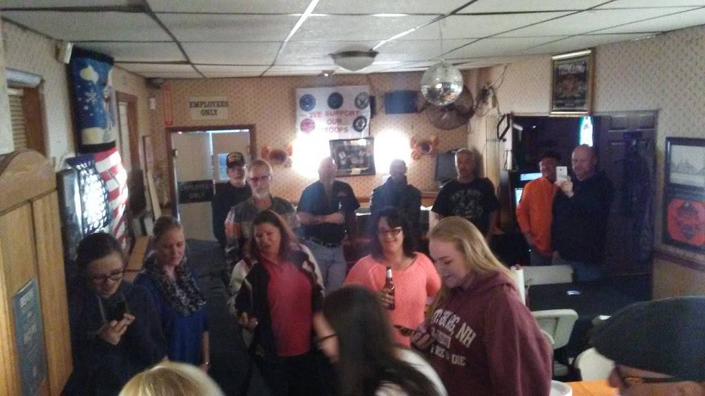 Walts Red Rose Cafe | restaurant | 2222 MacDade Boulevard, Holmes, PA 19043, USA | 6104618110 OR +1 610-461-8110