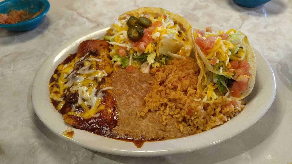 Chuys | restaurant | 8889 Gateway Blvd W Ste. 1500, El Paso, TX 79925, USA | 9153011942 OR +1 915-301-1942