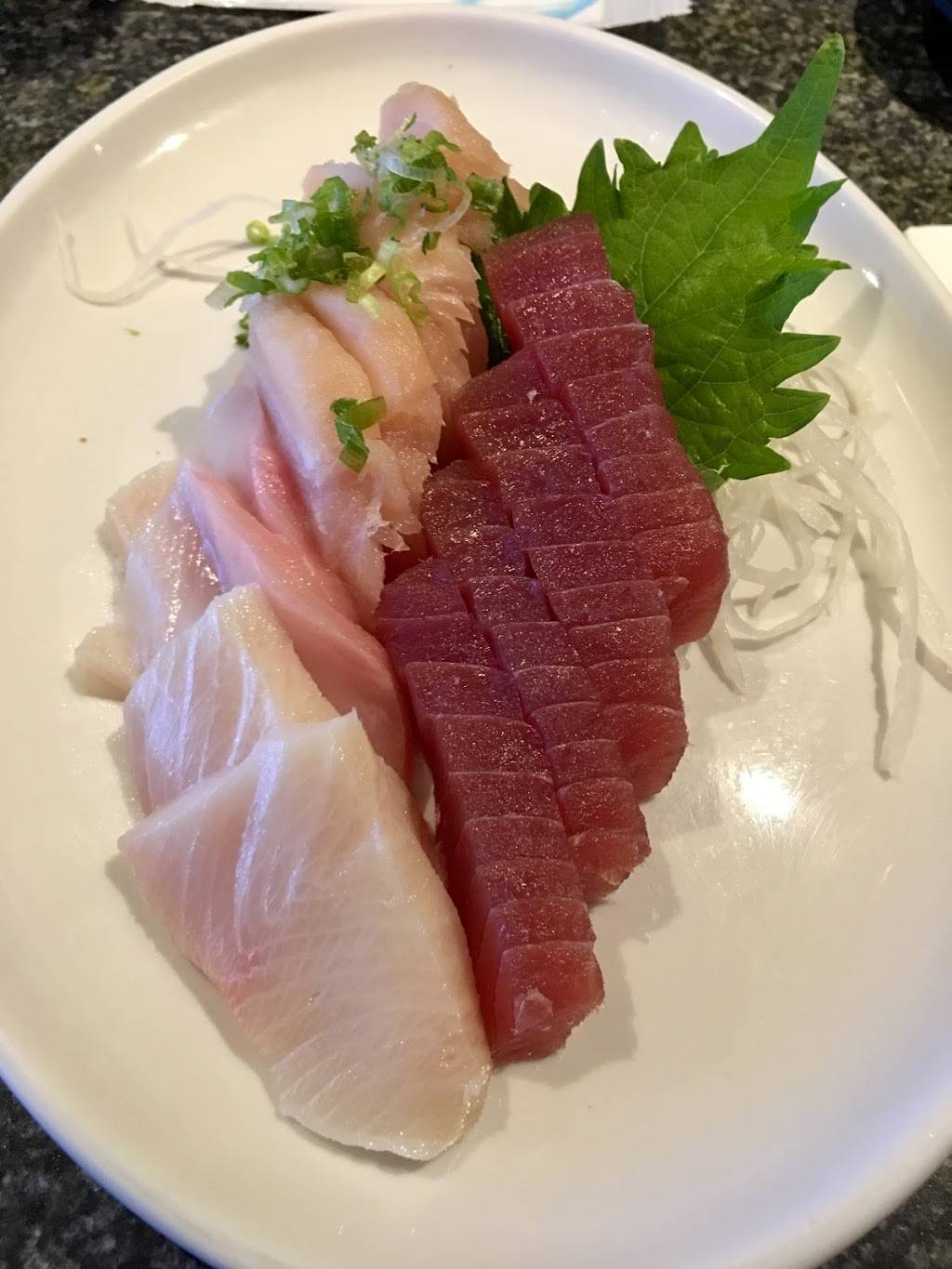 So Sushi | restaurant | 19596 Ventura Blvd, Tarzana, CA 91356, USA | 8186090993 OR +1 818-609-0993