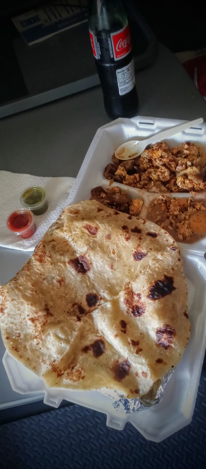 Tortas El Toro | restaurant | 602 E 6th Ave, Emporia, KS 66801, USA | 6203419293 OR +1 620-341-9293