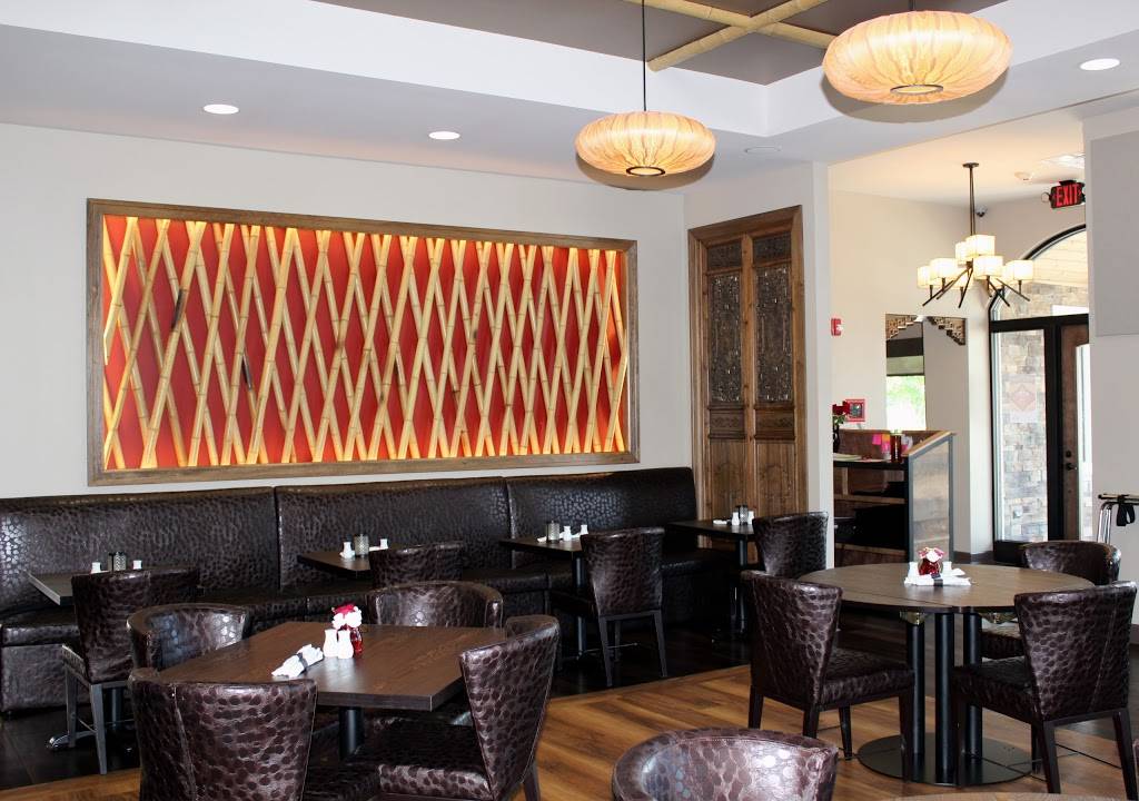 The Hollow Bistro & Brew | restaurant | 10641 Main St, Clarence, NY 14031, USA | 7167597351 OR +1 716-759-7351