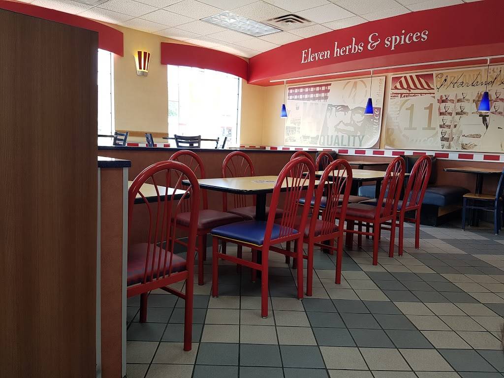 KFC | restaurant | 3601 Gateway Blvd W, El Paso, TX 79903, USA | 9157608232 OR +1 915-760-8232