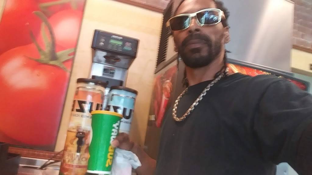 Subway | restaurant | 5545 Northwest Loop 410 #118, San Antonio, TX 78238, USA | 2106847877 OR +1 210-684-7877