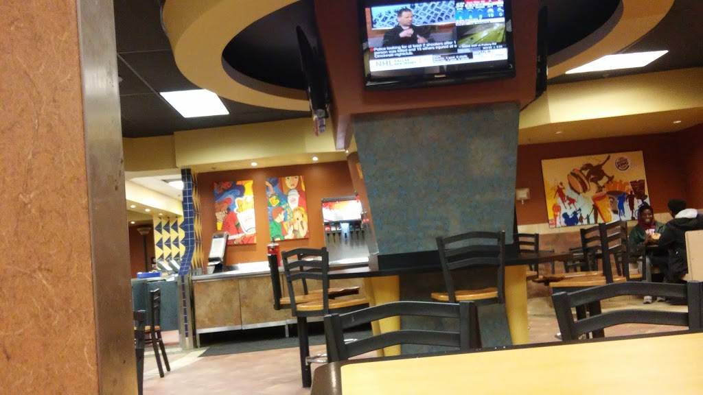 Burger King | restaurant | 4141 Dixie Rd, Mississauga, ON L4W 1V5, Canada | 9056241664 OR +1 905-624-1664