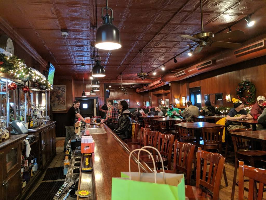 Academy Tavern | restaurant | 12800 Larchmere Blvd, Cleveland, OH 44120, USA | 2162291171 OR +1 216-229-1171