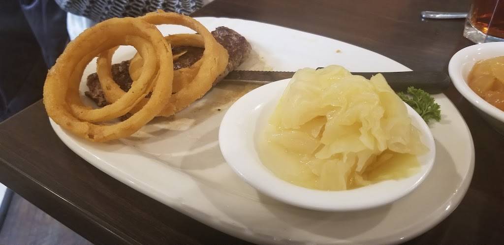 Carriage House Restaurant | restaurant | 1409 S Stratford Rd g, Winston-Salem, NC 27103, USA | 3367658082 OR +1 336-765-8082