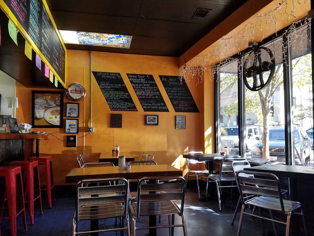 Scratch Kitchen & Catering | restaurant | 88 Broadway, Newport, RI 02840, USA | 4018494782 OR +1 401-849-4782