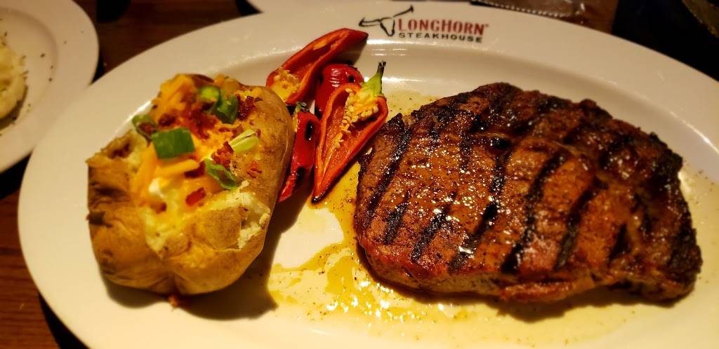 LongHorn Steakhouse | meal takeaway | 4809 US-290, Sunset Valley, TX 78735, USA | 5128992933 OR +1 512-899-2933
