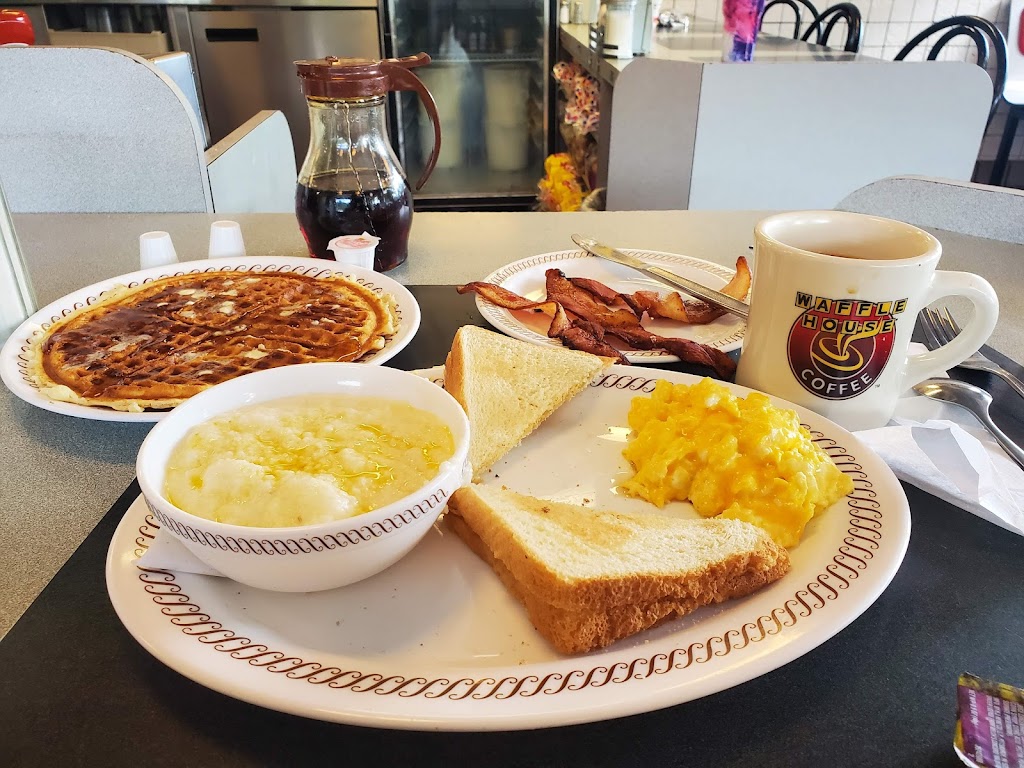 Waffle House | restaurant | 1220 Rebsamen Park Rd, Little Rock, AR 72202, USA | 5016641350 OR +1 501-664-1350