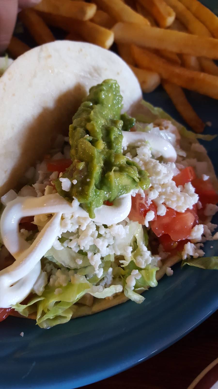 Chiles Mexican Restaurant | restaurant | 3247 W Columbus Dr, Tampa, FL 33607, USA | 8133548335 OR +1 813-354-8335