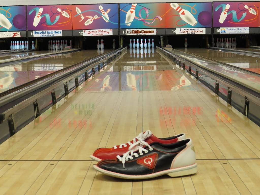 Spartan West Bowling Center | restaurant | 2253 W., U.S. 10, Ludington, MI 49431, USA | 2317572391 OR +1 231-757-2391