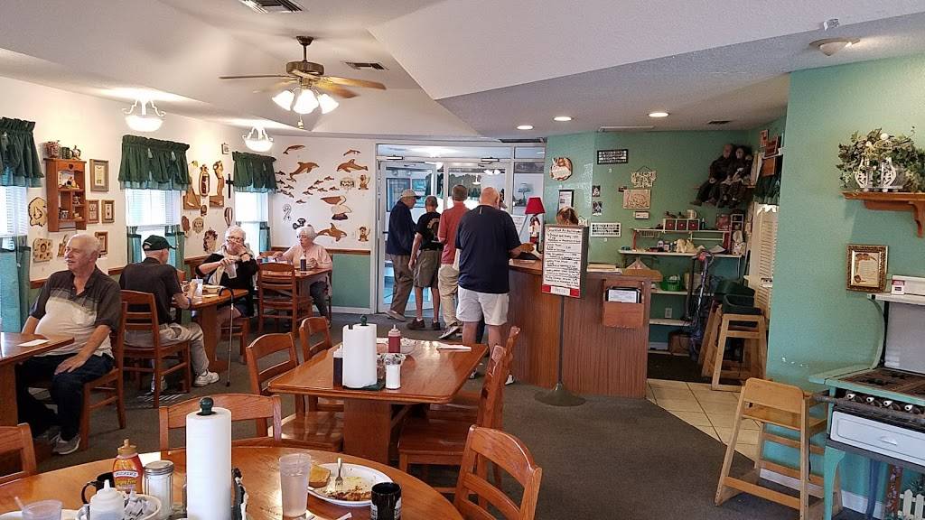 Farmhouse Restaurant | restaurant | 11077 SE 57th Ct, Belleview, FL 34420, USA | 3523077100 OR +1 352-307-7100