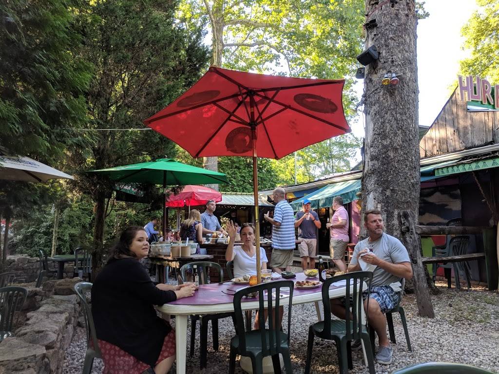 Tiki Bar | restaurant | 1150 Manatawny Rd, Boyertown, PA 19512, USA | 6106894707 OR +1 610-689-4707