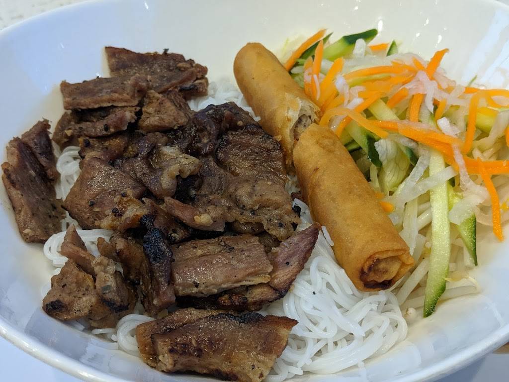Pho Kingston | restaurant | 627 Fortune Crescent unit 4&5, Kingston, ON K7P 0L5, Canada | 6133848886 OR +1 613-384-8886