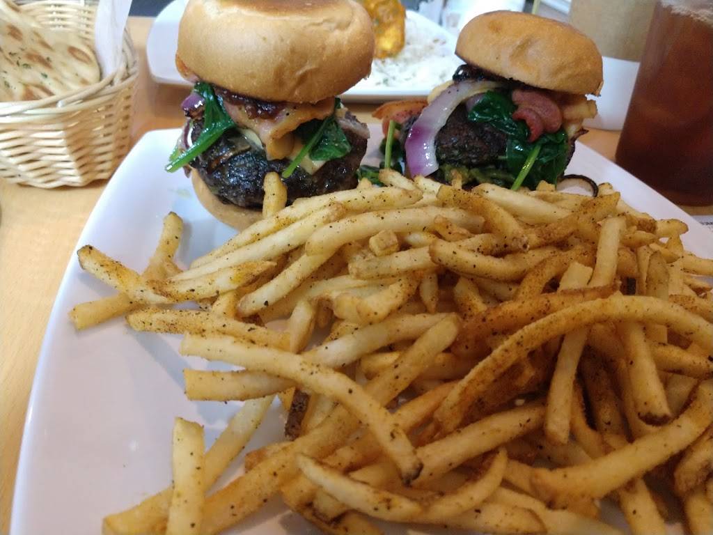 Jumbo Rock Cafe & Restaurant | cafe | 73777 Twentynine Palms Highway, Twentynine Palms, CA 92277, USA | 7603612420 OR +1 760-361-2420