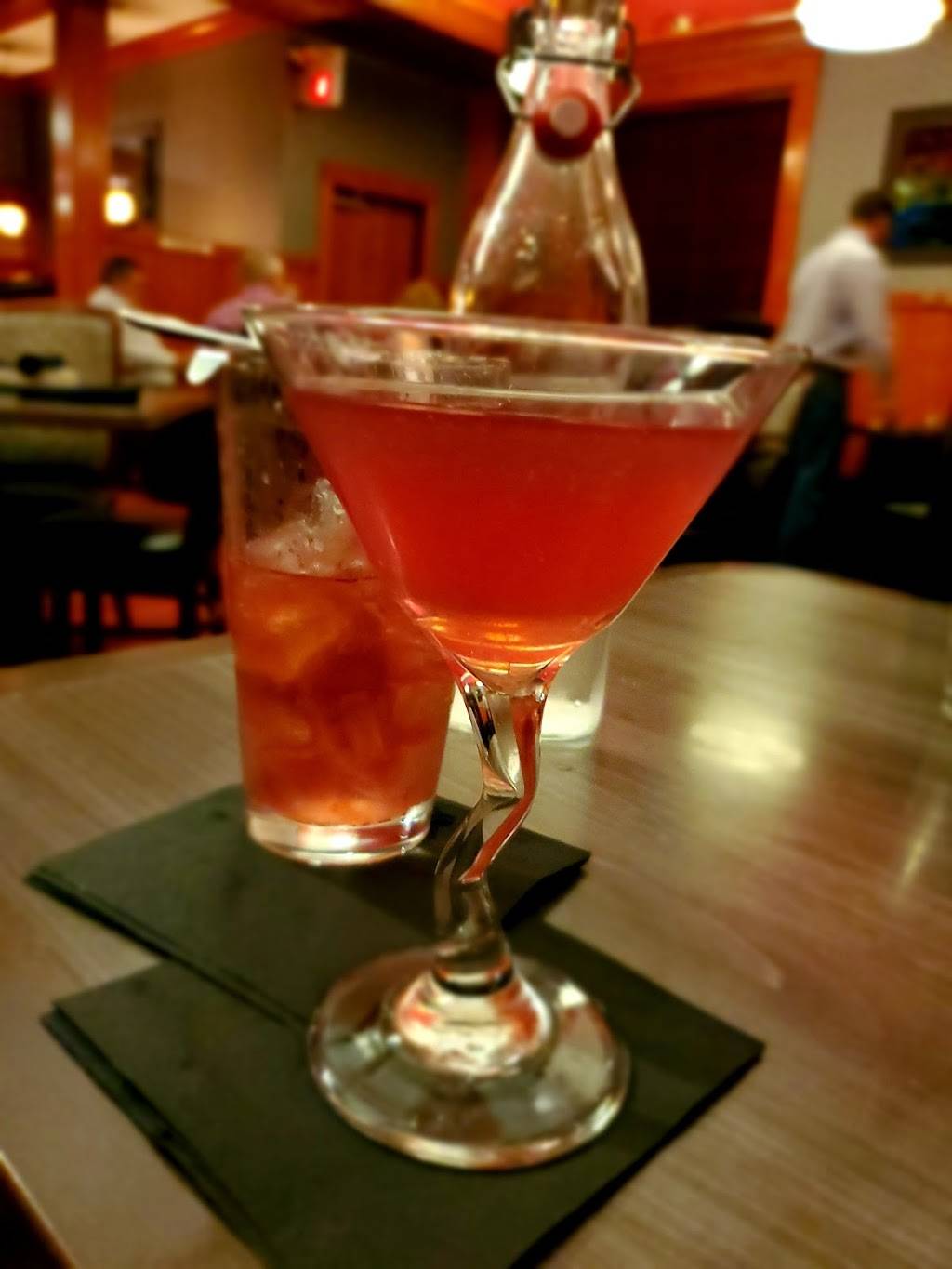 Jensens Food & Cocktails | restaurant | 3840 Rahn Rd, Eagan, MN 55122, USA | 6516887969 OR +1 651-688-7969