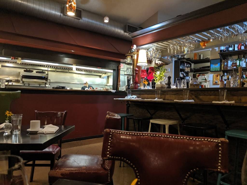 Twisted Lemon Restaurant | restaurant | 3 Norton St W, Cayuga, ON N0A 1E0, Canada | 9057726636 OR +1 905-772-6636