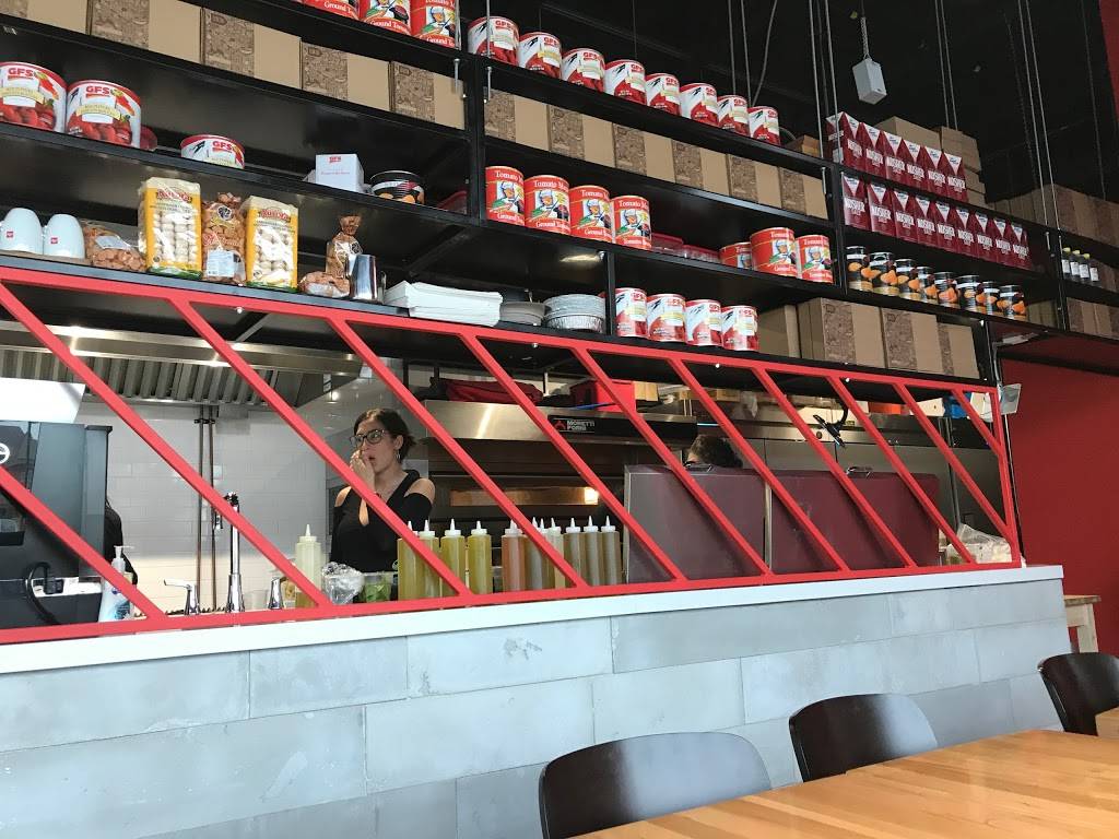 Levetto | restaurant | 15975 Bayview Ave #5, Aurora, ON L4G 0S3, Canada | 6474781011 OR +1 647-478-1011