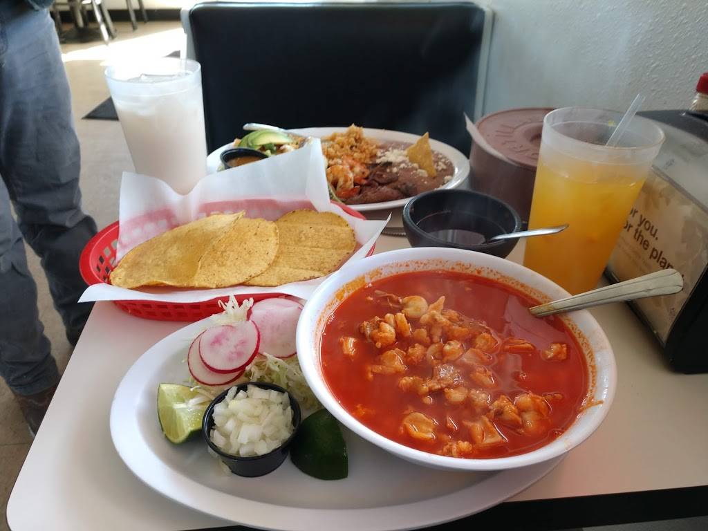 El Rincon Tapatio | restaurant | 1751 Yosemite Blvd, Modesto, CA 95354, USA | 2092840519 OR +1 209-284-0519