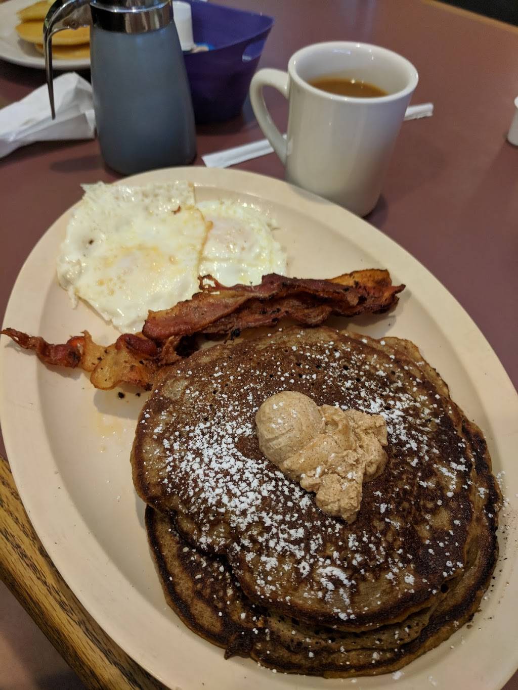 Dans Restaurant | restaurant | 7300 E Colonial Dr, Orlando, FL 32807, USA | 4072078001 OR +1 407-207-8001