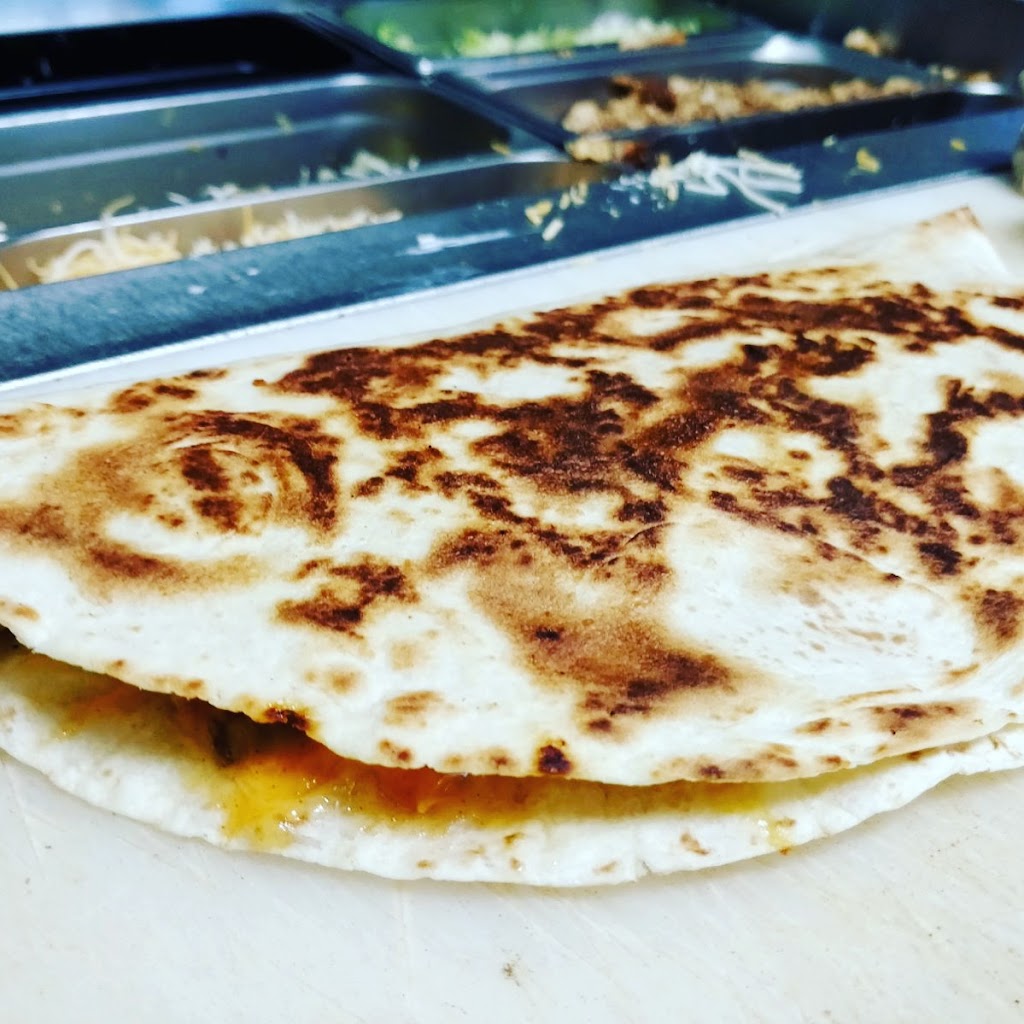 Deg Deg Grill 24 Mall | restaurant | 912 E 24th St, Minneapolis, MN 55404, USA | 6122597933 OR +1 612-259-7933