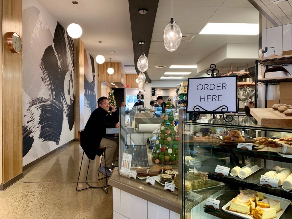 White Wolf Japanese Patisserie | bakery | 31 E 14 Mile Rd, Clawson, MI 48017, USA | 2482683349 OR +1 248-268-3349