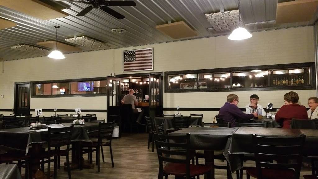 Carriage Inn | restaurant | 103 E Gibson St, Haubstadt, IN 47639, USA | 8127686131 OR +1 812-768-6131