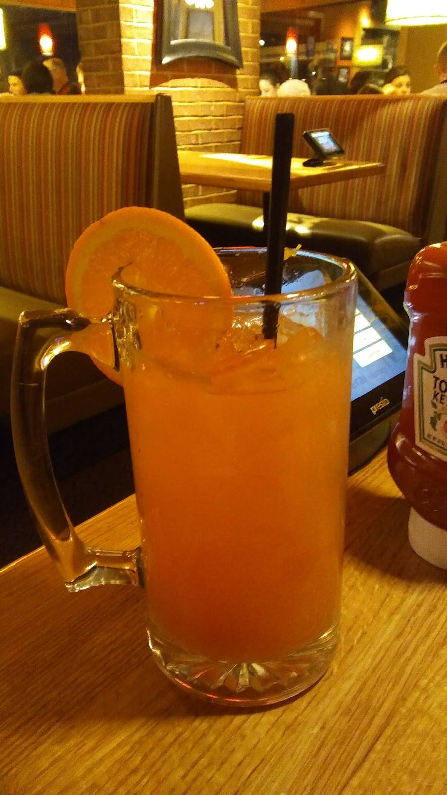 Applebees Grill + Bar | restaurant | 6530 NW Barry Rd, Kansas City, MO 64154, USA | 8167460074 OR +1 816-746-0074