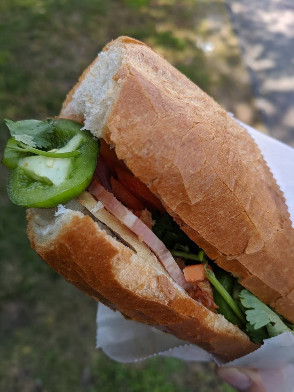 Banh Mi Ngon | restaurant | 1759 Centre St, West Roxbury, MA 02132, USA | 6173250946 OR +1 617-325-0946