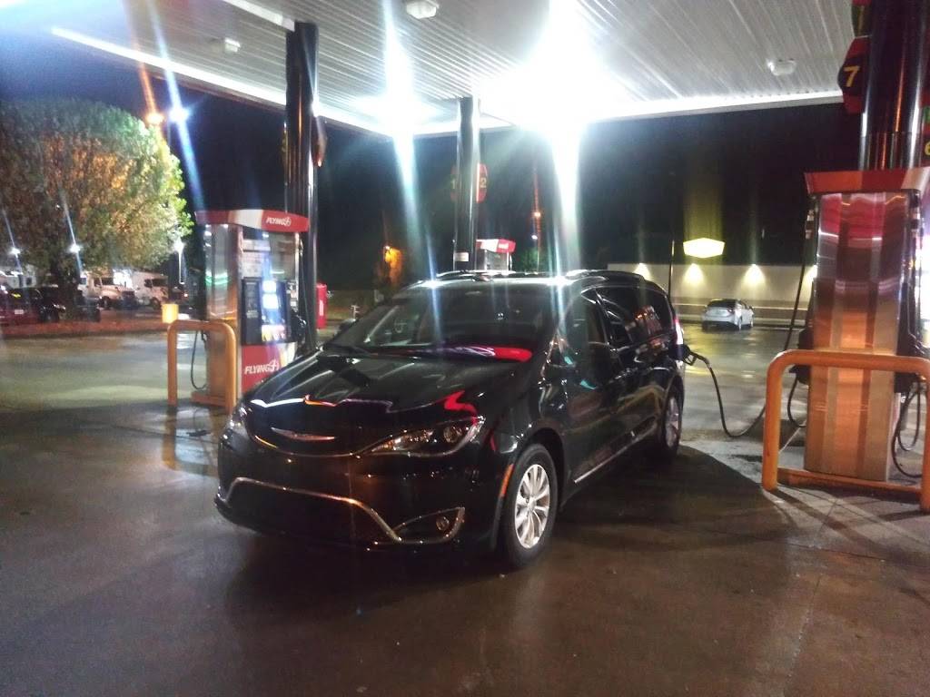 Flying J Travel Center | restaurant | 1125 Bucksnort Rd, Jackson, GA 30233, USA | 7707750138 OR +1 770-775-0138