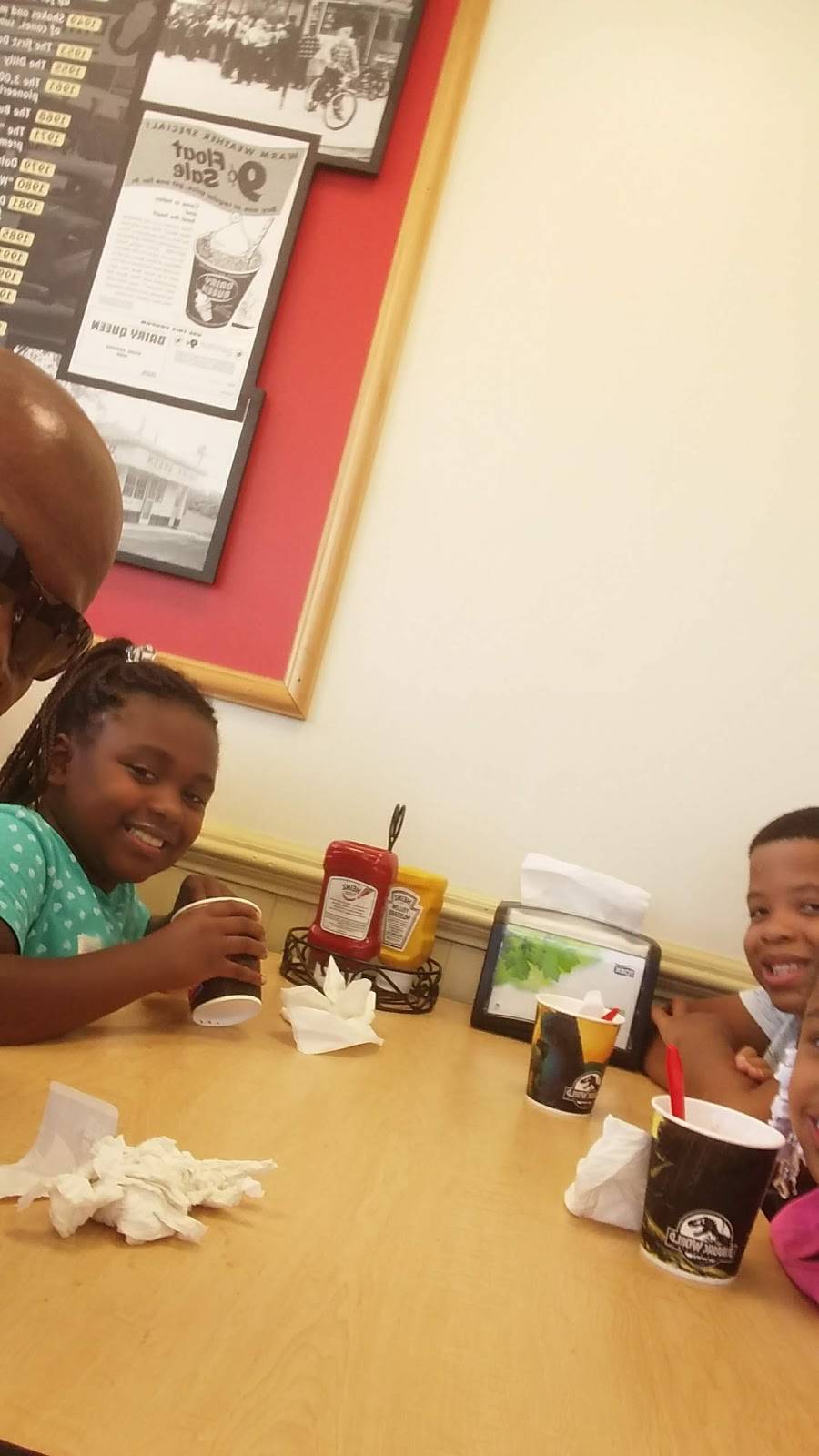 Dairy Queen | restaurant | 117 N Washington Hwy, Ashland, VA 23005, USA | 8047986066 OR +1 804-798-6066