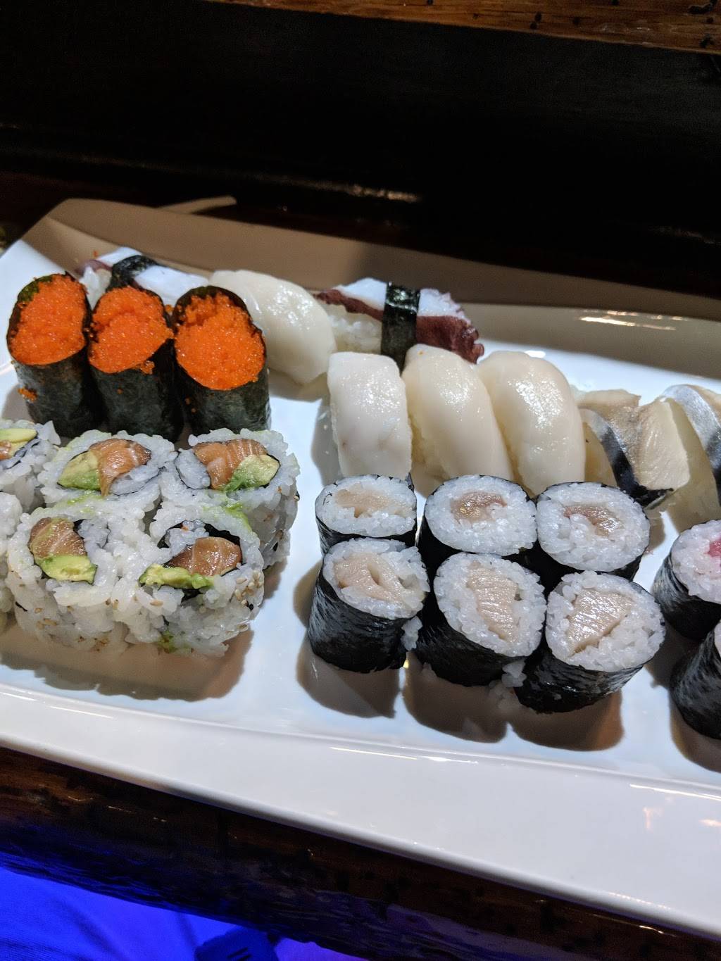 Happy Sushi Japanese Restaurant | restaurant | 130 W Tiverton Way #175, Lexington, KY 40503, USA | 8592317788 OR +1 859-231-7788