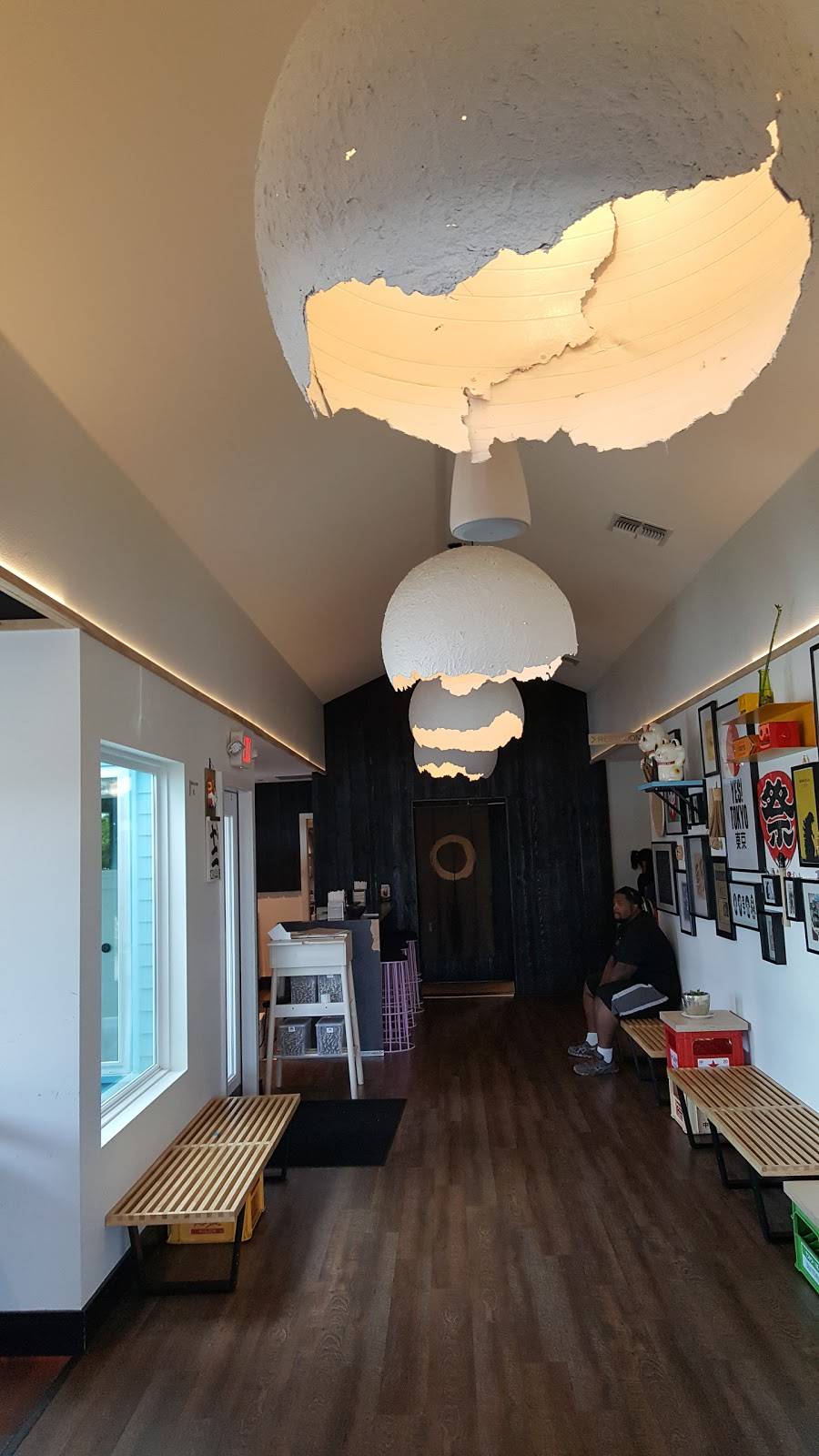 Tokyo Cafe | restaurant | 5121 Pershing Ave, Fort Worth, TX 76107, USA | 8177378568 OR +1 817-737-8568