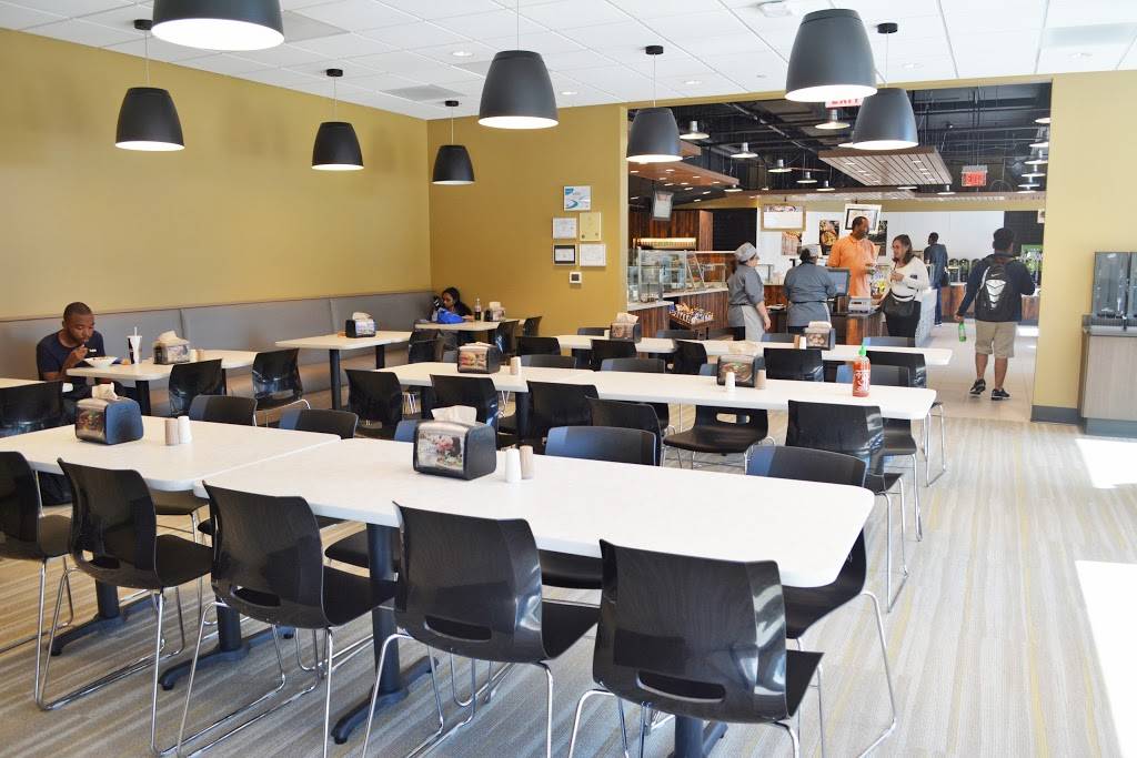 Eat Cafe & Restaurant | restaurant | 1000 N Glebe Rd, Arlington, VA 22201, USA | 7032845790 OR +1 703-284-5790