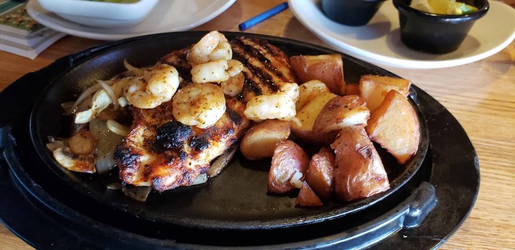 Applebees Grill + Bar | restaurant | 1216 Auto Park Way, Escondido, CA 92029, USA | 7607436612 OR +1 760-743-6612