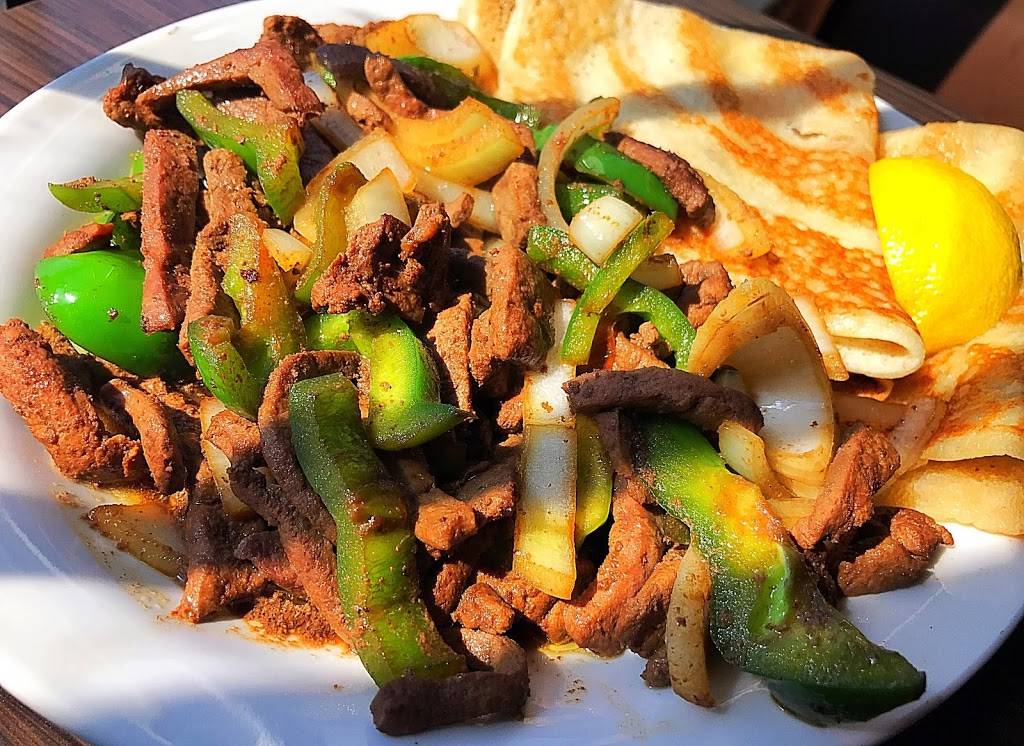 Salaama Hut | restaurant | 1987 Kipling Ave, Etobicoke, ON M9W 4J4, Canada | 4167447413 OR +1 416-744-7413