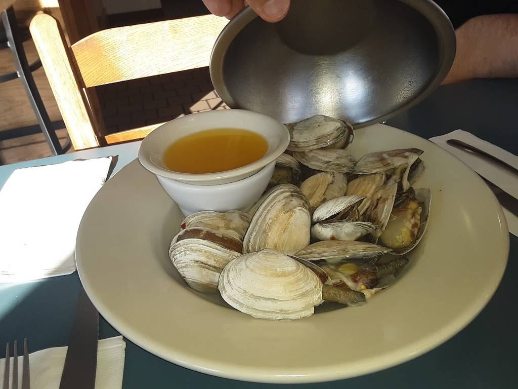 Barnacle Bills Seafood | restaurant | 3126 Cranberry Hwy, East Wareham, MA 02538, USA | 5087435095 OR +1 508-743-5095