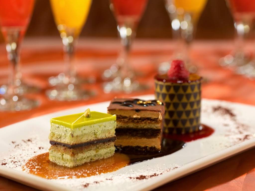 Seasons Live Action Buffet | restaurant | 3333 Blue Diamond Rd, Las Vegas, NV 89139, USA | 7029148545 OR +1 702-914-8545