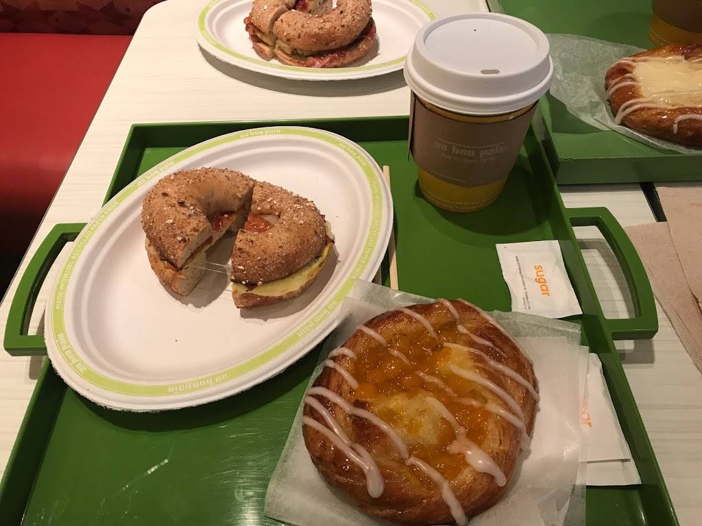 Au Bon Pain | restaurant | 700 13th St NW, Washington, DC 20005, USA | 2026390846 OR +1 202-639-0846
