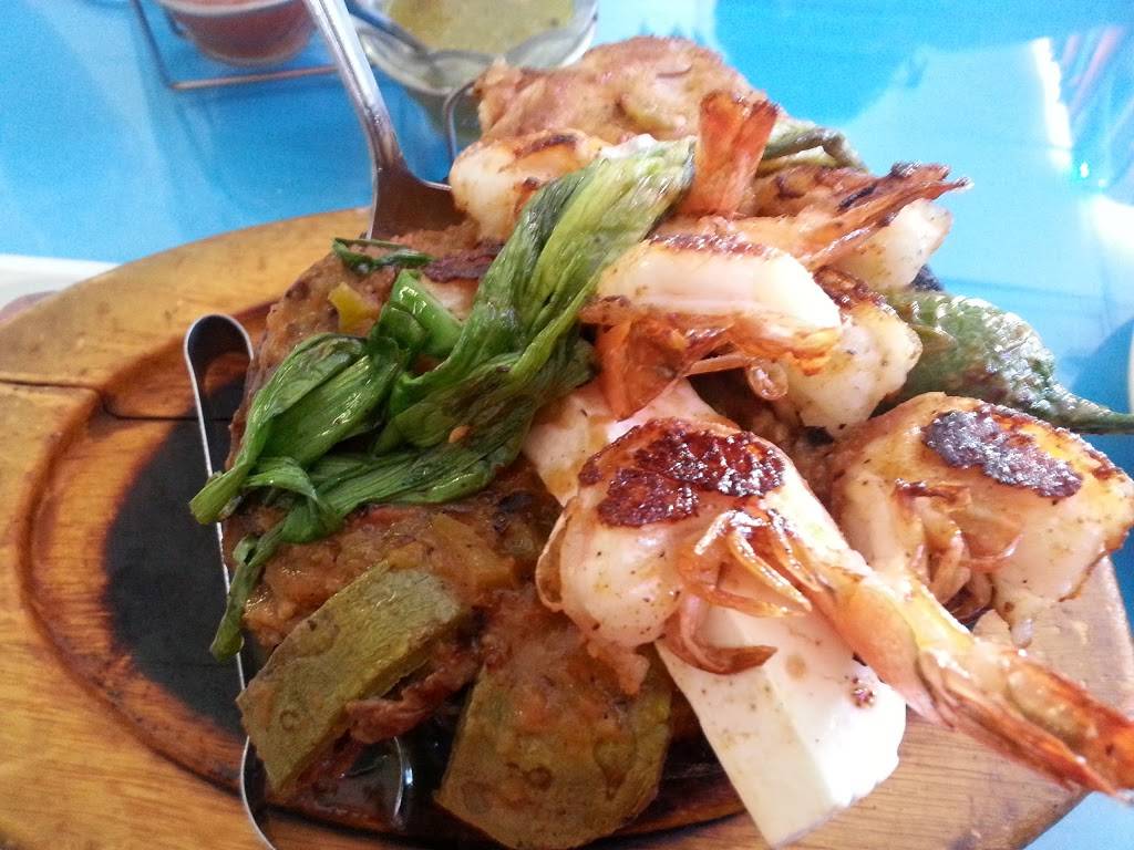 La Costa | restaurant | 4119 Gage Ave, Bell, CA 90201, USA | 3237714211 OR +1 323-771-4211