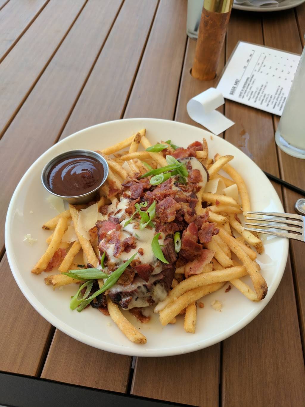 The Roost | restaurant | 526 Main St, Longmont, CO 80501, USA | 3038273380 OR +1 303-827-3380