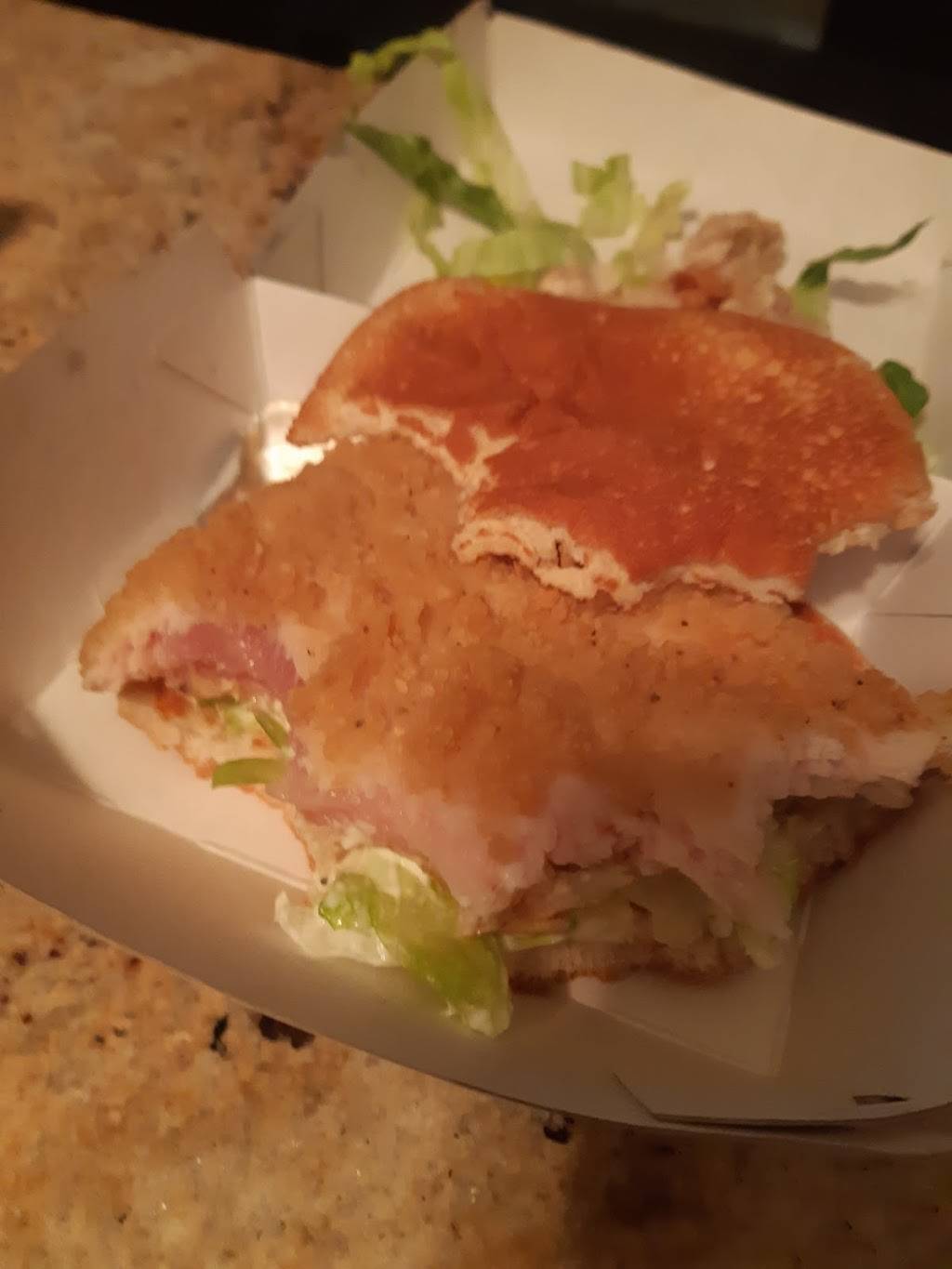 KFC | restaurant | 150 Holiday Inn Dr, Cambridge, ON N3C 0A1, Canada | 5196584669 OR +1 519-658-4669