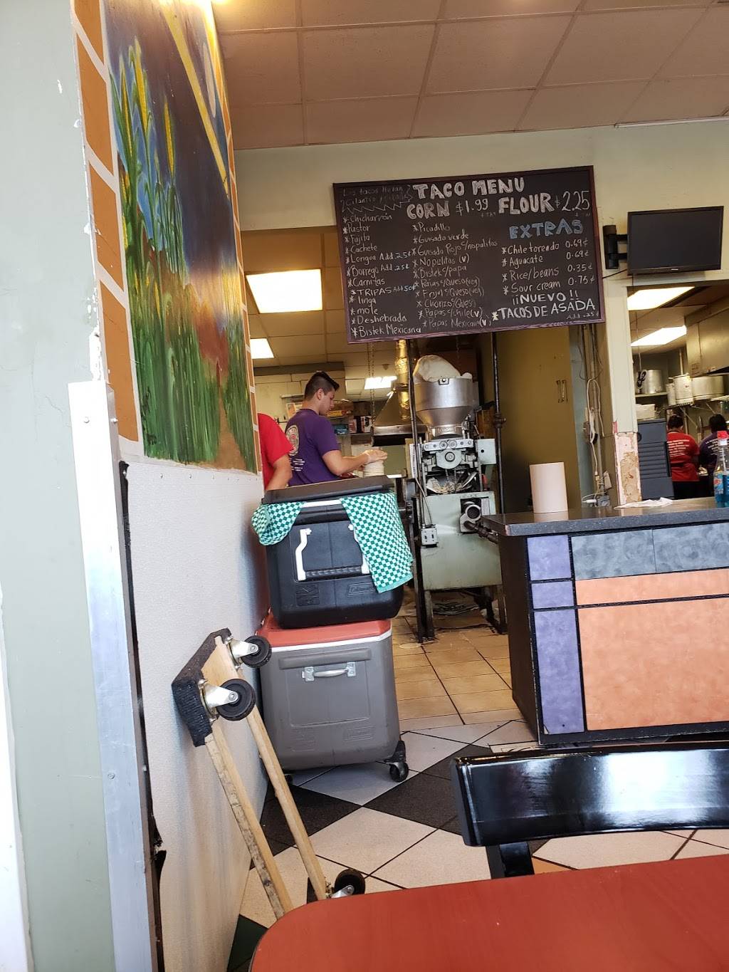 La Nueva Fresh & Hot | restaurant | 9625 Webb Chapel Rd, Dallas, TX 75220, USA | 2143587261 OR +1 214-358-7261