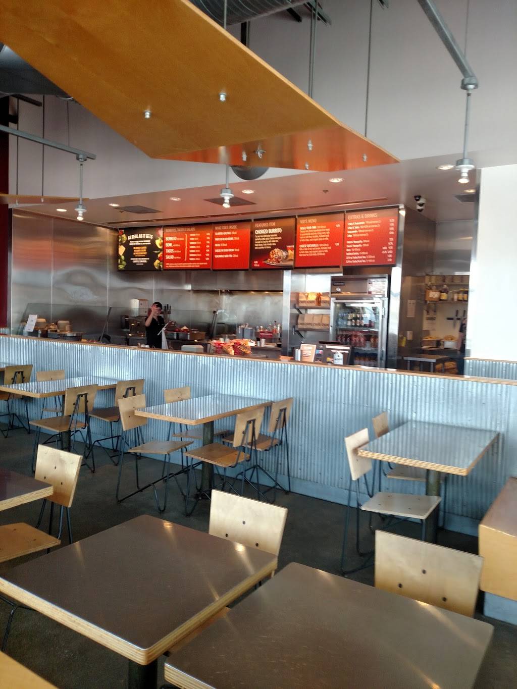 Chipotle Mexican Grill | restaurant | 305 N Veterans Pkwy Ste 101, Bloomington, IL 61704, USA | 3096617850 OR +1 309-661-7850