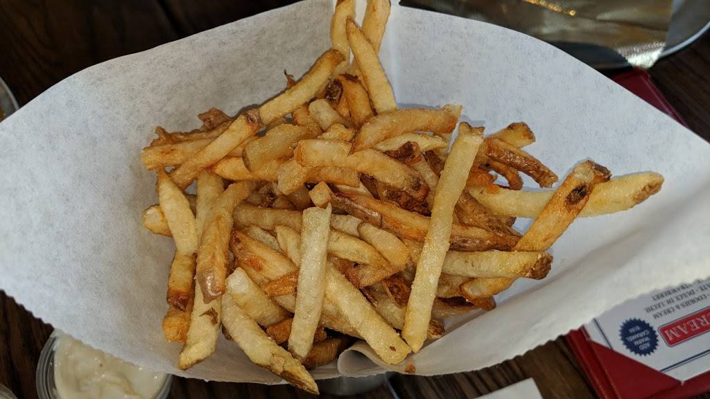 The Rex Burger & Lobster | restaurant | 524 Jericho Turnpike, Mineola, NY 11501, USA | 5167392747 OR +1 516-739-2747